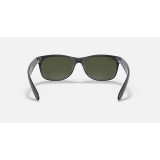 Ray-Ban New Wayfarer Classic sunglasses matte black with green lens back view