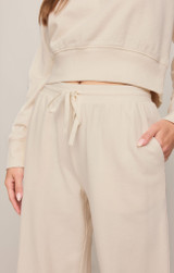 Z Supply Clubhouse Pants Cloud fabric detail