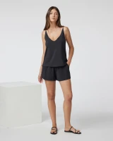 Vuori Villa Shorts Black full outfit view