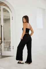 Blanco By Nature Women's Sofia Double Twist Top in Black