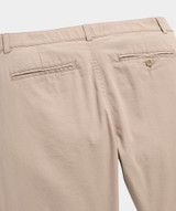 Vineyard Vines Chilmark Chinos khaki specs