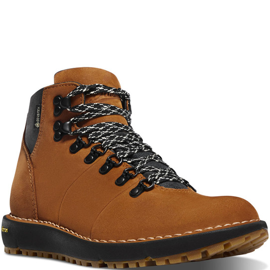 Danner Women's Vertigo 917 in the Roasted Pecan colorway