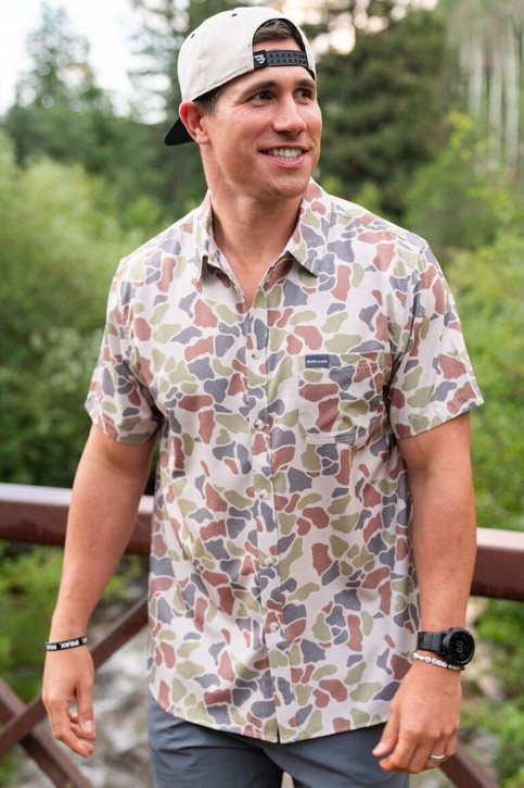 The Burlebo Men's  Performance Button Up Shirt in Driftwood Camo