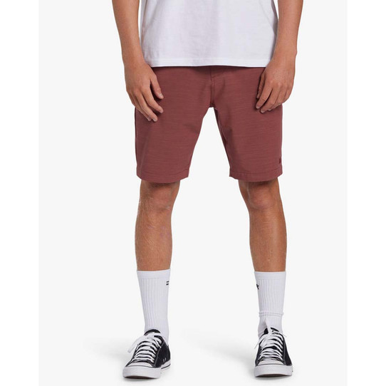 nike club swoosh t shirt mens Shorts in Rusty Red colorway