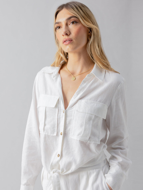 luxe linen blend shirt in White colorway