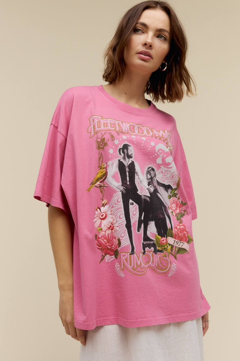 Daydreamer Women's Fleetwood Mac Rumours One Size Tee in Pink Taffy colorway