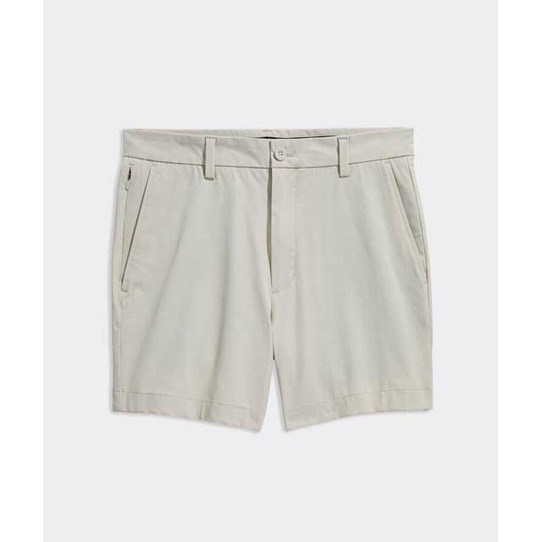 Vineyard Vines Men's 5" On-The-Go Shorts Stone detail view