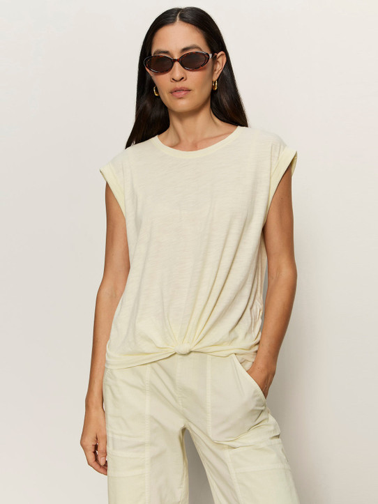 Sanctuary Women's Knotted Muscle Tee Lemon Drop layered