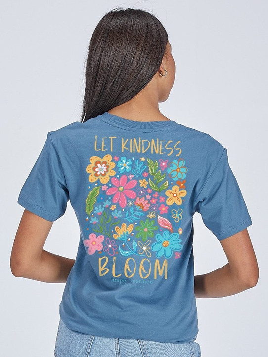 Simply Southern Women's Let Kindness Bloom Tee in Comet