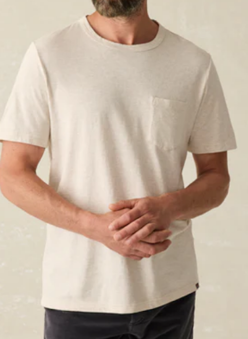 The Faherty Men's Sunwashed Regenerative Pocket Tee in Island Dune Heather