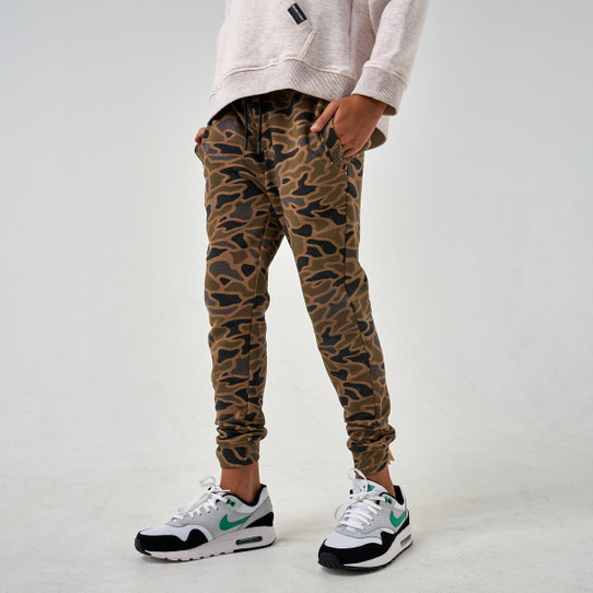 Burlebo Boys' Camo Fleece Joggers in Gauge Camo front view