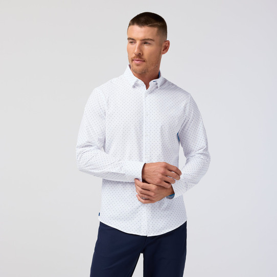 Mizzen+Main Men's Leeward No Tuck Dress Shirt in Navy Stacked Geo detail view