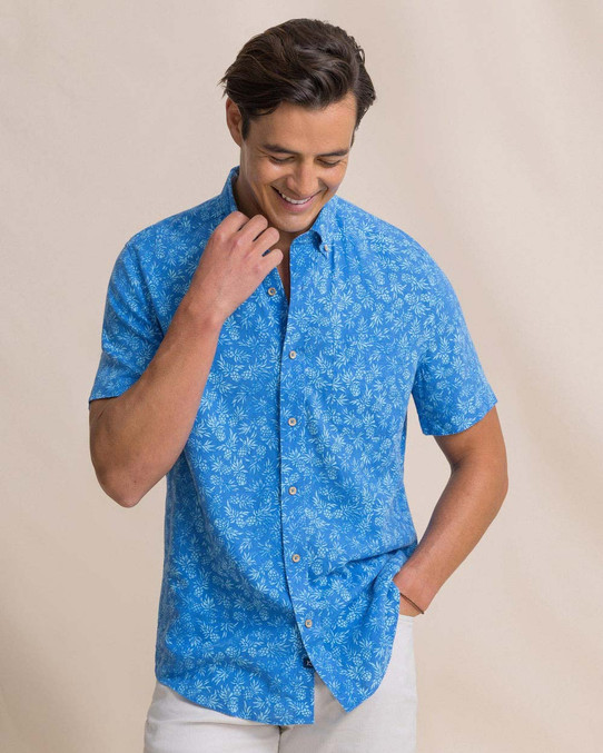 Southern Tide Pineapple Parade Linen Rayon Short Sleeve Sport Shirt in Blue Stream collar detail