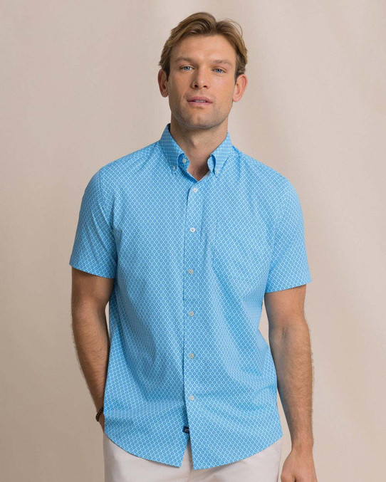 Southern Tide Men's Flower Garden Coastal Breeze Short Sleeve Sport Shirt Tropical Breeze Blue close-up