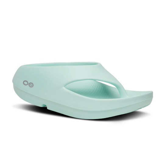 The Oofos Women's OOrininal Plus Sandals in Mint