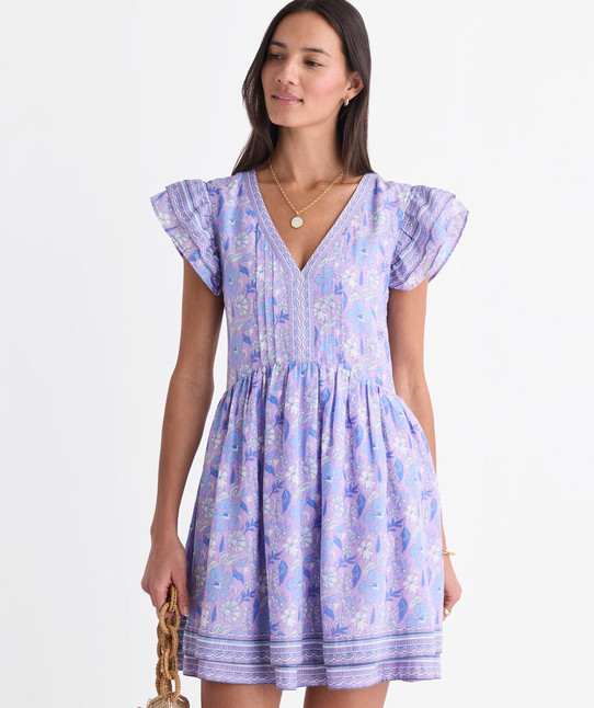 Vineyard Vines Women's Nora Pintuck Dress close-up