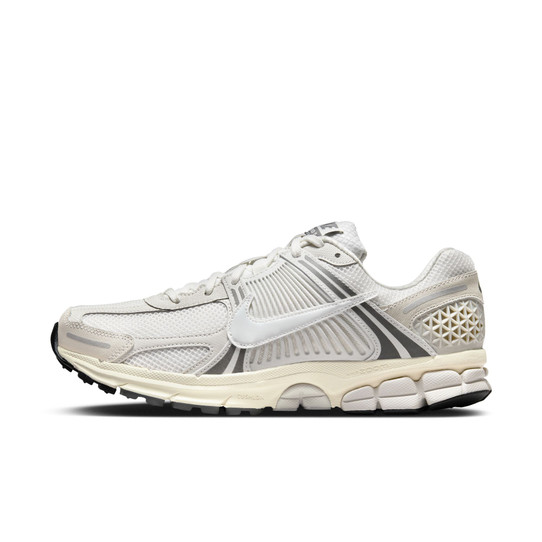 Nike Men's Zoom Vomero 5 Platinum Tint/Photon Dust/Cashmere side view