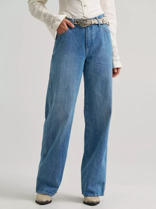 Wrangler Women's Relaxed Joey Jeans in Storm Trail fit view
