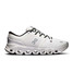 On Running Cloud X 5 White/Black forefoot detail