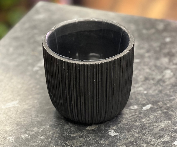 Vogue Black Linear Pot 12c