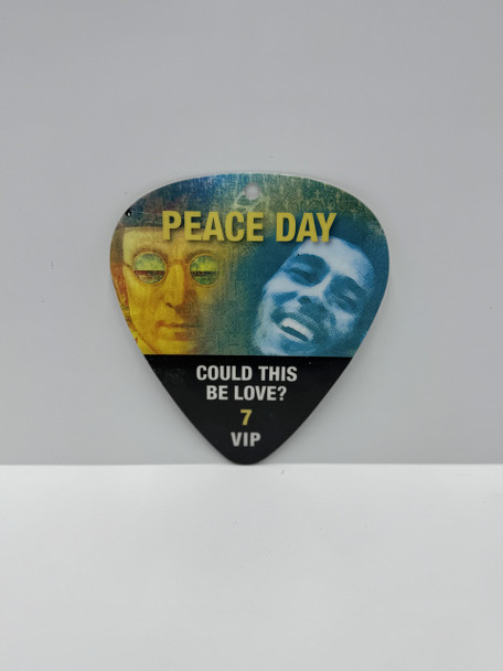 Die cut event laminate
