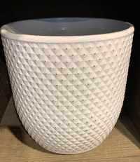 Antique Drop in Pot 8" White Asst, ceramic plant pot with textured diamond pattern and gold accents.