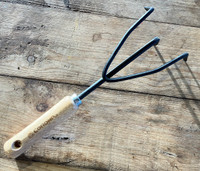 Corona Wood Handle Cultivator made by CORONA here at Twin Oaks Nursery & Supply