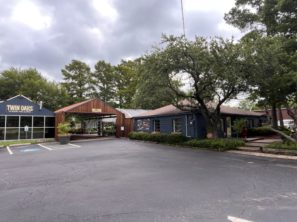 Twin Oaks Front Entrance