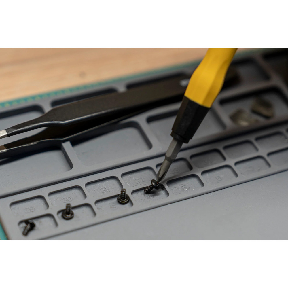 Wiha 75965 65 Piece Master Technician's Ratchet and Micro Bit Set