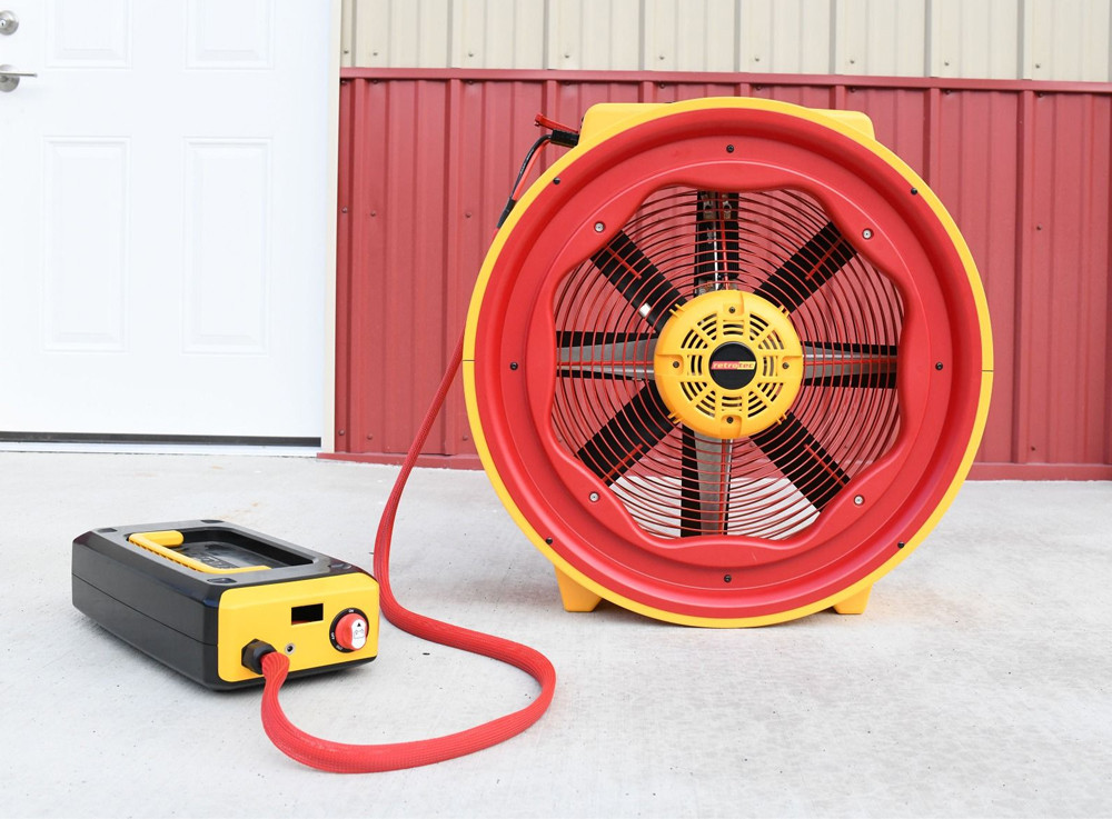 Retrotec US7100X Blower Door System with DM32X Gauge, Model 7000