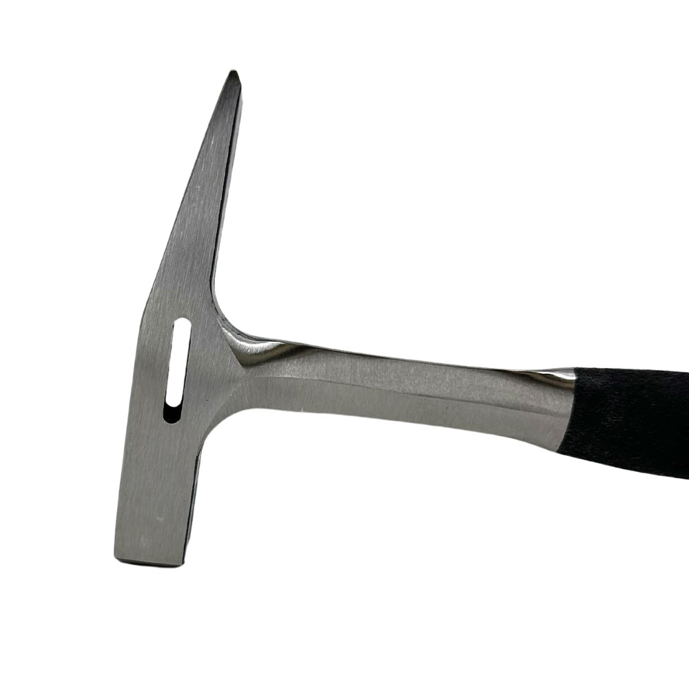 Midwest MWT-18 18-oz Sheet Metal Hammer with Cleat Slot | Sheet