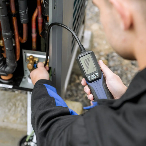 Wohler RL 200 Refrigerant Leak Detector in use