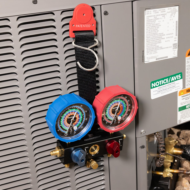 MalcoEdge™ M2VKMG Multi-Gas 2-Valve Manifold in use