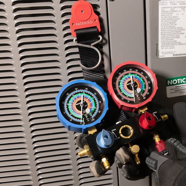 MalcoEdge™ M2VMG Multi-Gas 2-Valve Manifold in use