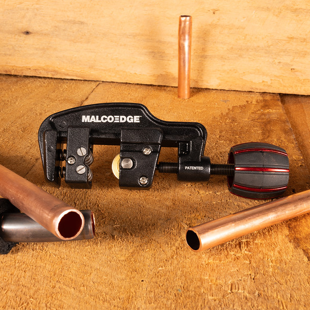 MalcoEdge™ TC1014 Heavy Duty Tube Cutter 1/4" to 1-1/4" OD in use