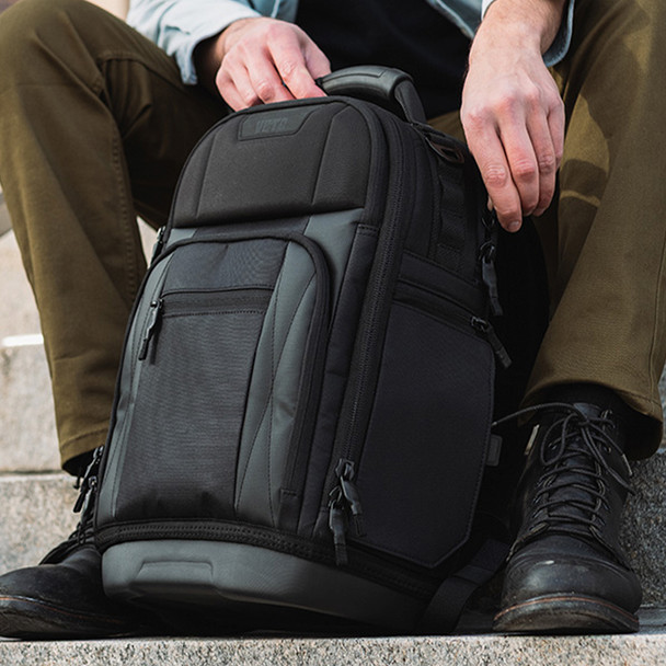 Norwalk+ By Veto 20L Backpack rugged base on concrete