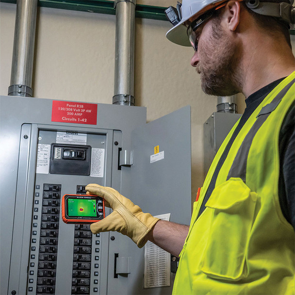 Klein Tools TI290 Professional Thermal Imaging Camera in use