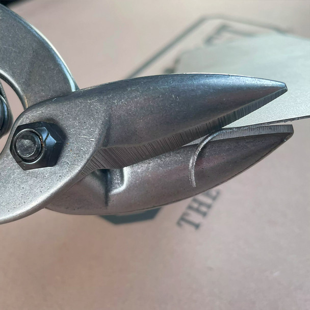 Midwest Tool 6510L Offset Left Cut Aviation Snip in use view