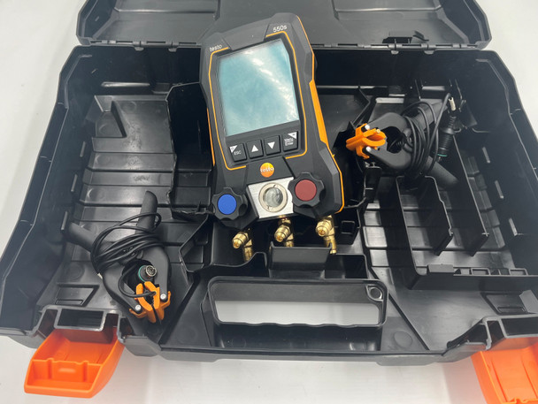 USED Testo 550s Basic Kit Smart Digital Manifold with Wired Temperature Probes - Like New