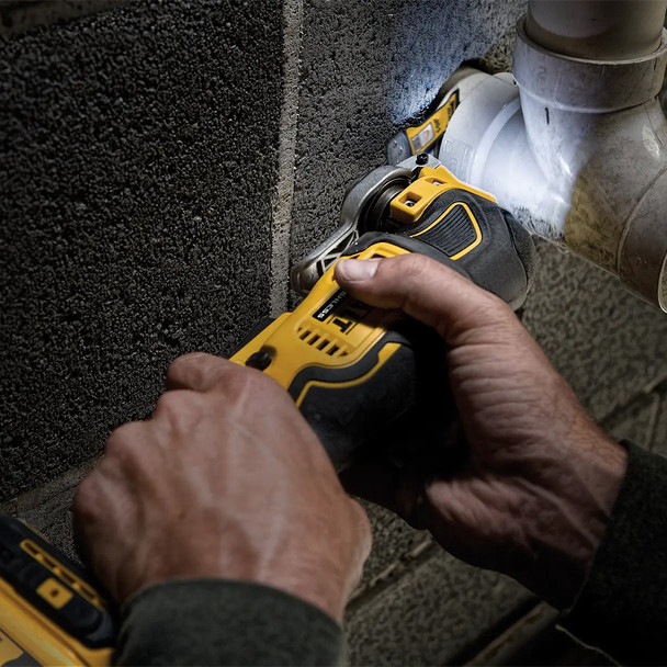 DeWalt DCS356D1 20V MAX XR Brushless 3-Speed Oscillating Multi-Tool cutting pvc