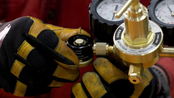 MalcoEdge Nitrogen Purge Tool in use