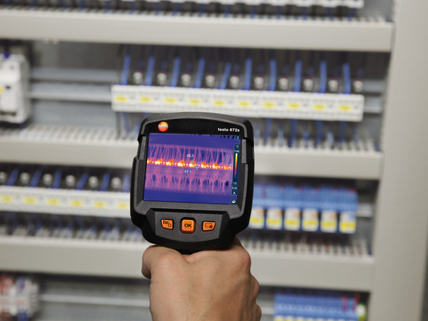 testo 872s Thermal Imaging Camera Electrical Cabinet Application