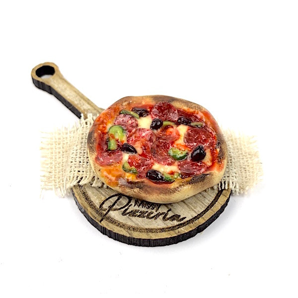 1:12 scale modern miniature dollshouse polymer clay food collectible Missy Miniac Miniatures Rustic Capone Pizza