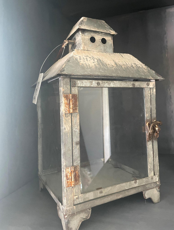 Hopkins Barn Lantern