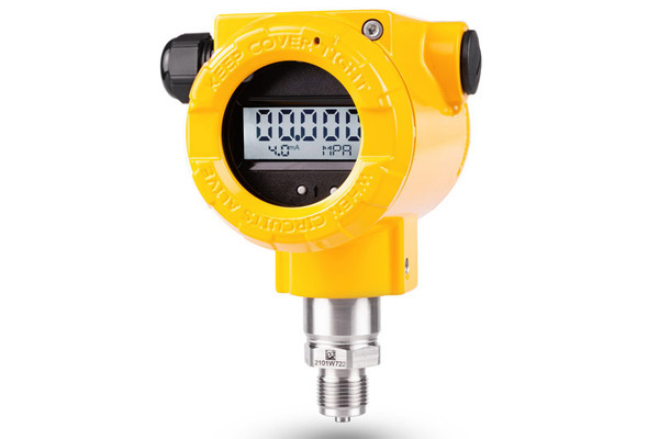 Aplisens APC-2000ALW smart pressure transmitter for industrial gauge, absolute, and differential pressure measurement.