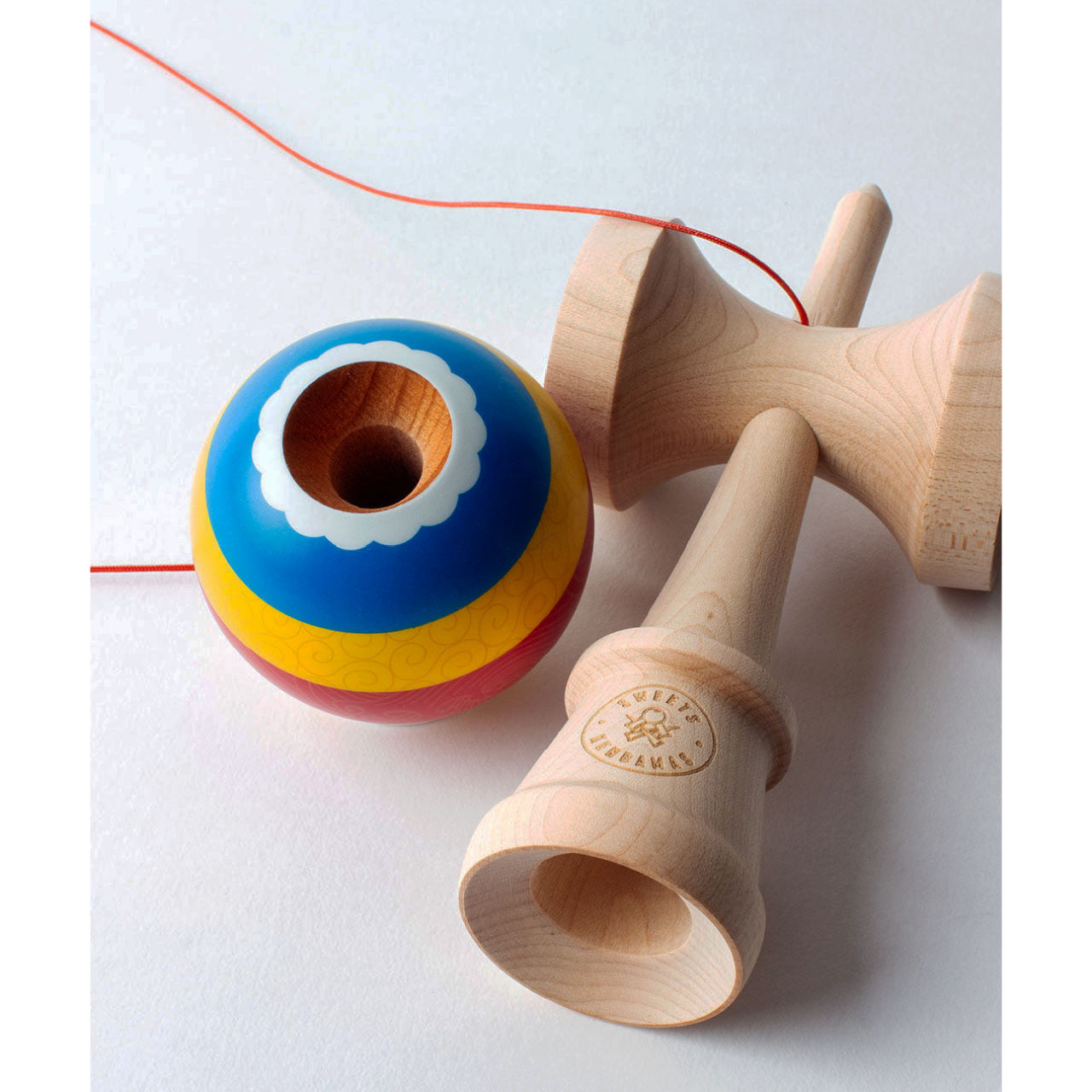 Sweets Lab Kendama - V37 - The Captain Sticky Clear - MACkite