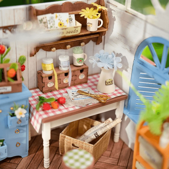 Miniature Wooden DIY House Kit - Dreamy Garden House