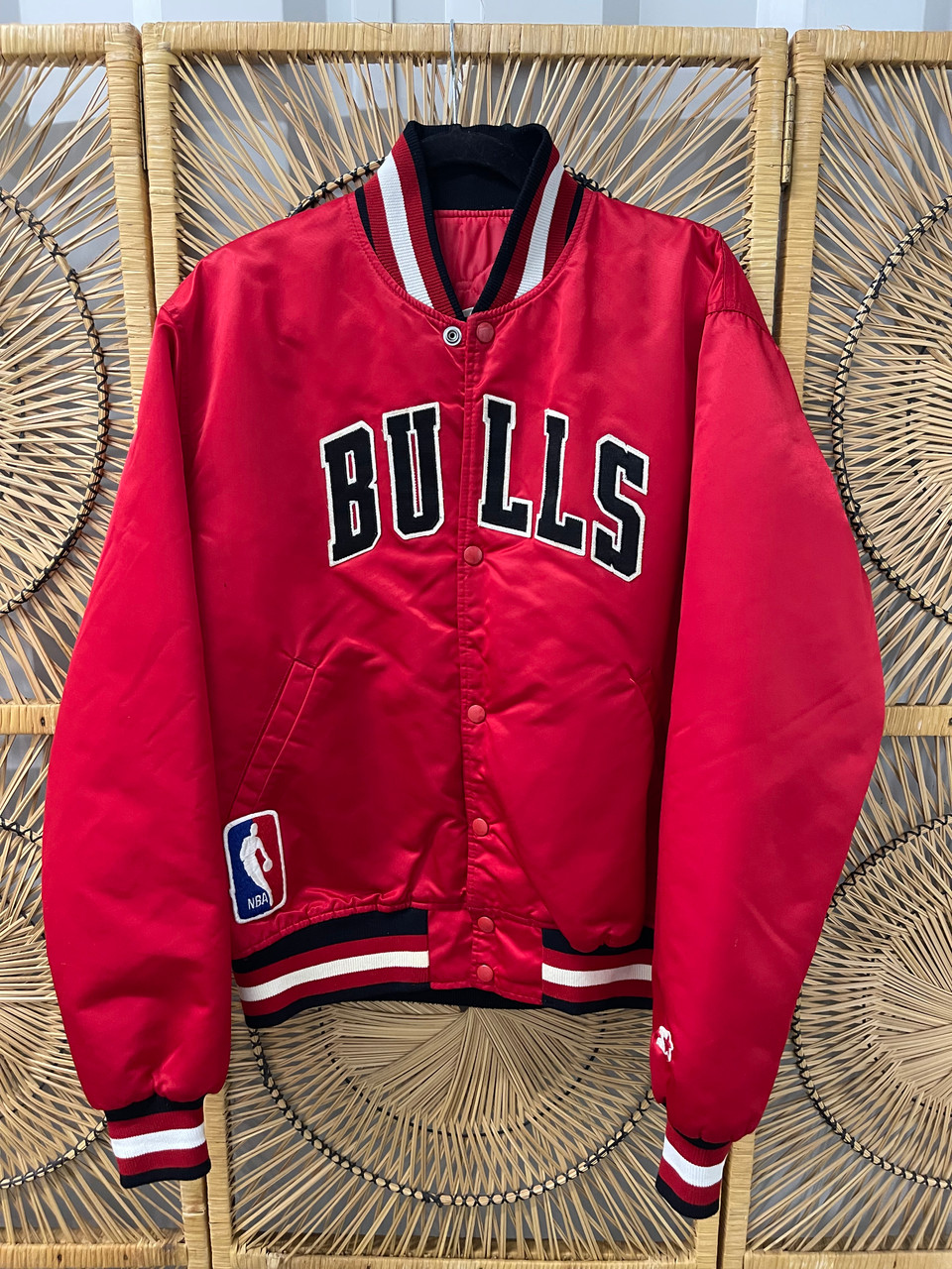 Vintage 80s Starter Chicago Bulls NBA Red Satin Jacket Size Large