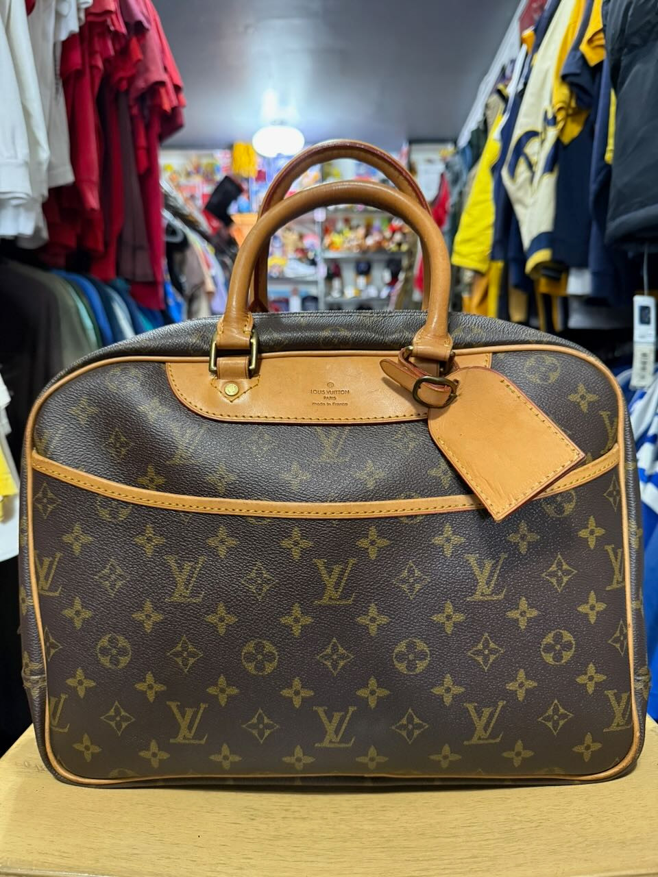 Vintage 90s Louis Vuitton Deauville Monogram Canvas Bag M47270