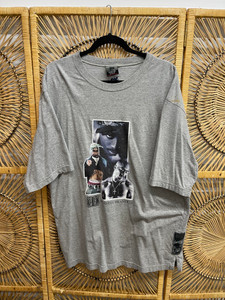 Vtg 2Pac Tupac Shakur Makaveli Short Gray T-Shirt Size 2XL Vtg 2Pac Tupac Shakur Makaveli Short Gray T-Shirt Size 2XL